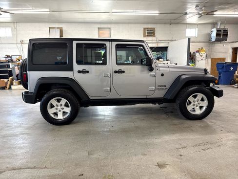 Used 2015 Jeep Wrangler Unlimited Sport w/ Quick Order Package 24S image 73