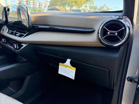 New 2026 Chevrolet Equinox ACTIV w/ Convenience Package III image 58