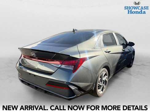 Used 2025 Hyundai Elantra Sport image 5