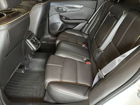 Used 2019 Chevrolet Impala Premier w/ Premier Confidence Package FWD image 21