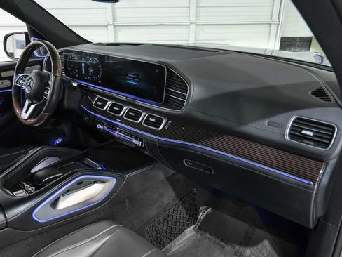 Used 2020 Mercedes-Benz GLS 580 4MATIC image 8