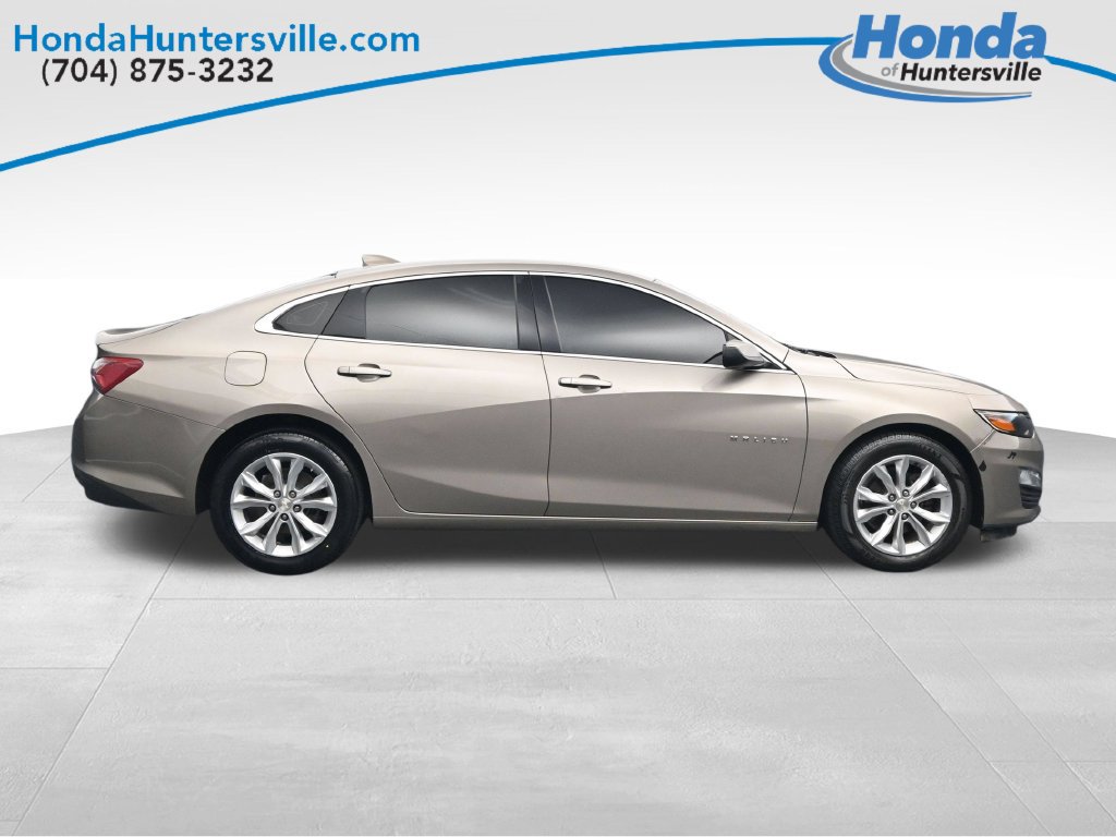 Used 2022 Chevrolet Malibu LT FWD image 9