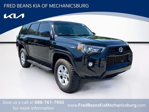 Used 2018 Toyota 4Runner SR5 AWD/4WD image 1