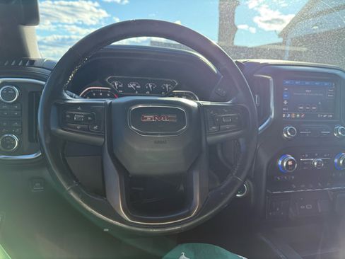 Used 2021 GMC Sierra 1500 AT4 image 9