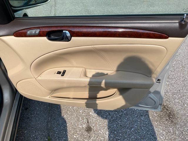 Used 2008 Buick Lucerne CXL w/ Ultra Confidence Package FWD image 28