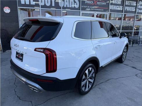 Used 2022 Kia Telluride EX w/ EX Premium Package FWD image 62