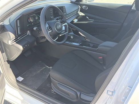 New 2026 Hyundai Elantra Blue image 9