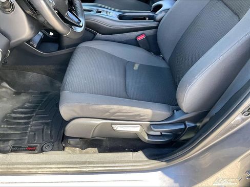 Used 2021 Honda HR-V Sport image 33