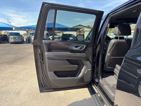 Certified 2021 Chevrolet Suburban Z71 AWD/4WD image 13