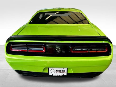 Used 2019 Dodge Challenger SRT Hellcat Redeye image 6