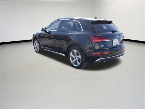 Certified 2023 Audi Q5 2.0T Premium Plus w/ Premium Plus Package image 3
