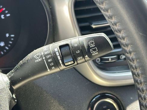 Used 2019 Kia Sorento EX AWD/4WD image 23