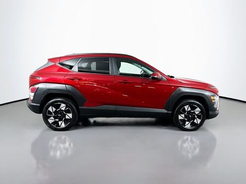 Used 2024 Hyundai Kona SEL AWD/4WD image 9