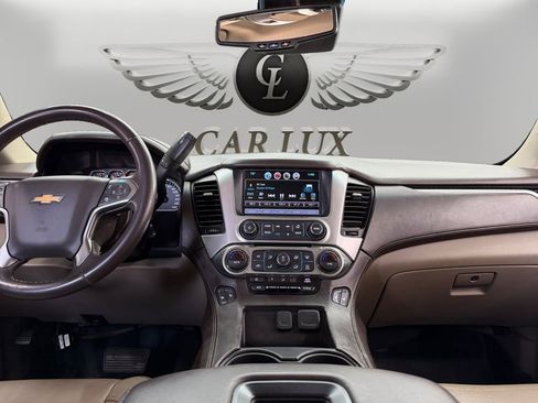 Used 2018 Chevrolet Suburban LT image 11