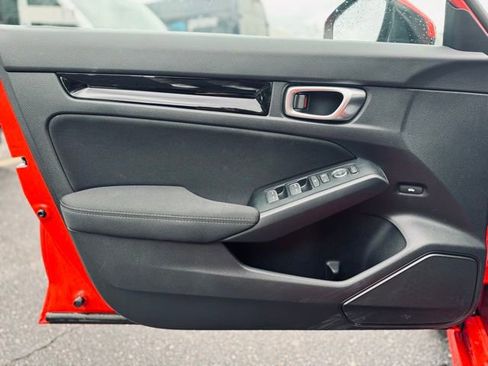 Used 2023 Honda Civic EX image 10