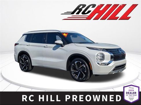 Used 2022 Mitsubishi Outlander SEL image 1