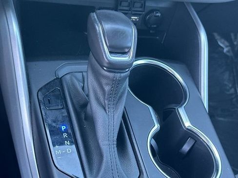 Certified 2021 Toyota Highlander XLE image 34