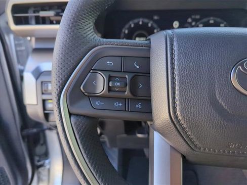 New 2025 Toyota Tacoma TRD Off-Road image 17