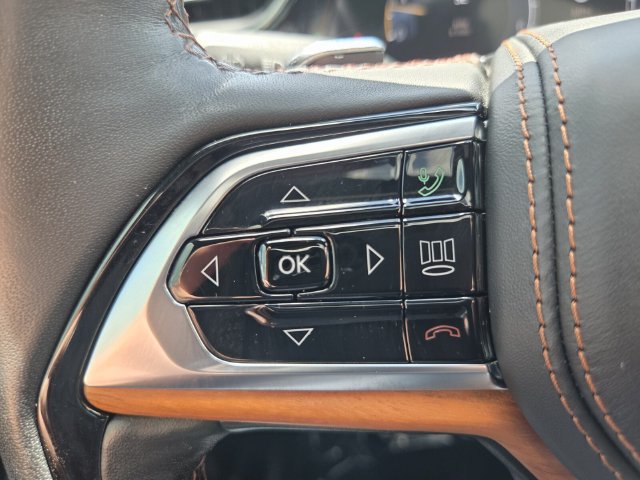 Used 2024 Jeep Grand Cherokee L Summit AWD/4WD image 30