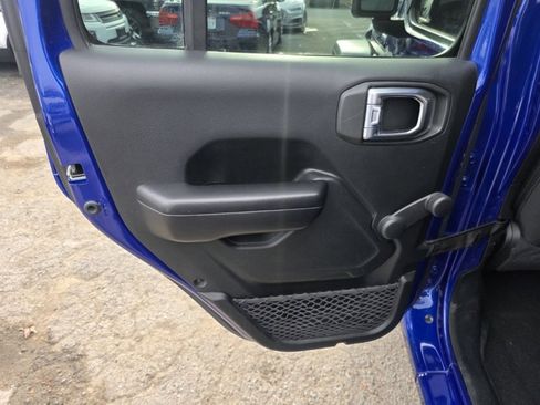 Used 2020 Jeep Wrangler Unlimited Sport image 11