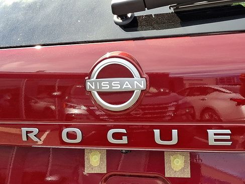 New 2026 Nissan Rogue Platinum w/ Platinum Premium Package image 6