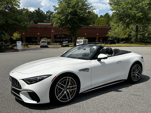 Certified 2025 Mercedes-Benz SL 63 AMG 4MATIC image 4