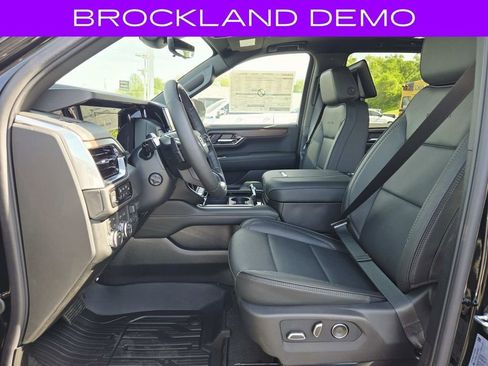 New 2026 GMC Yukon Denali AWD/4WD image 12