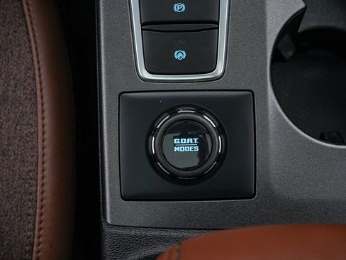 Certified 2025 Ford Bronco Sport Outer Banks w/ Outer Banks Tech Package+ image 17