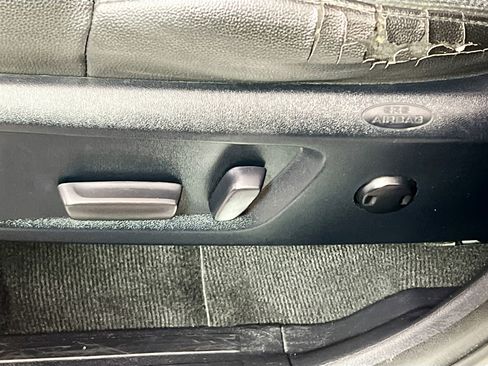 Used 2016 Toyota Tundra SR5 image 15