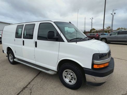 Used 2023 Chevrolet Express 2500 w/ Driver Convenience Package image 30