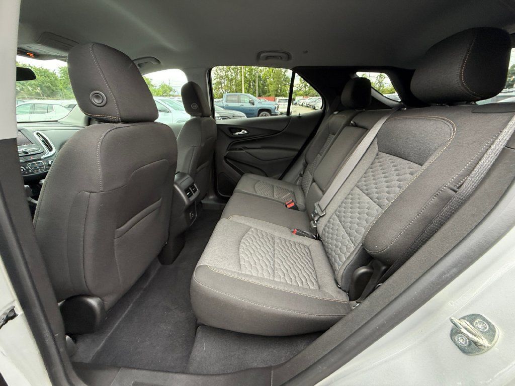 Used 2021 Chevrolet Equinox LT AWD/4WD image 22