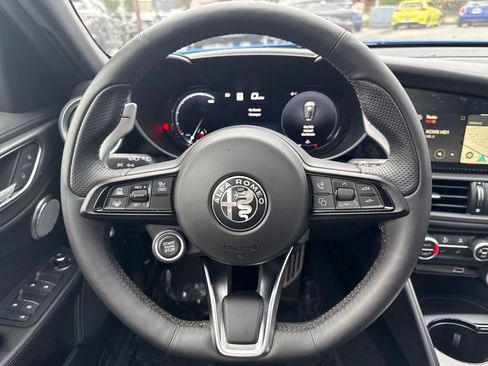 New 2025 Alfa Romeo Giulia image 18