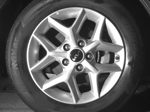 Used 2025 Kia Soul LX w/ LX Technology Package FWD image 13