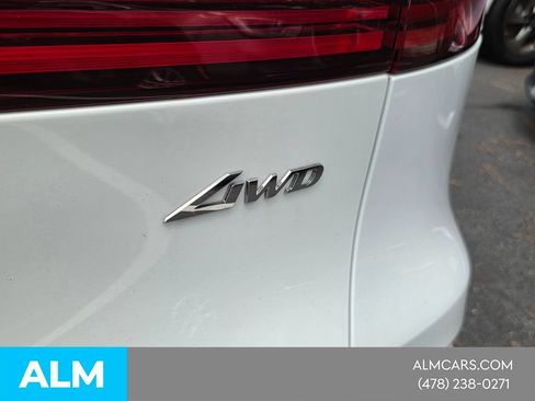Used 2026 Genesis GV70 2.5T Sport Prestige AWD/4WD image 11