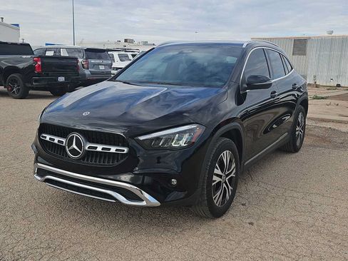 Used 2025 Mercedes-Benz GLA 250 image 4