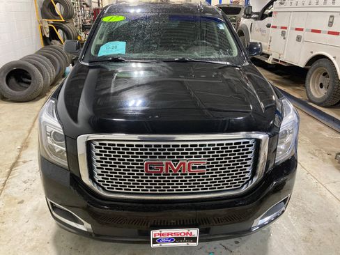 Used 2017 GMC Yukon XL Denali w/ Open Road Package image 2