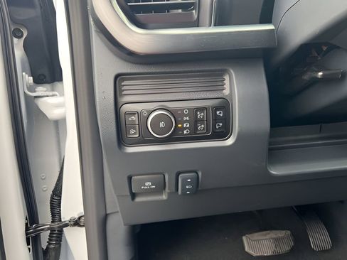 New 2026 Ford F350 Lariat w/ Lariat Premium Package image 25