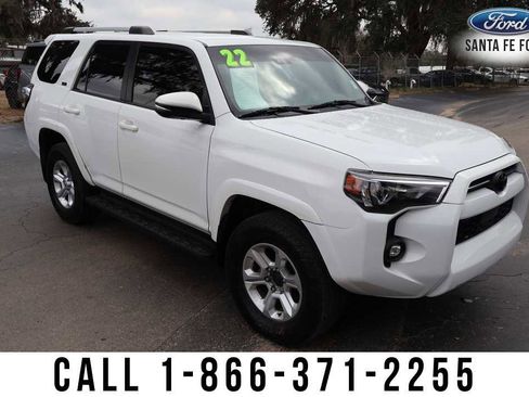 Used 2022 Toyota 4Runner SR5 Premium image 5