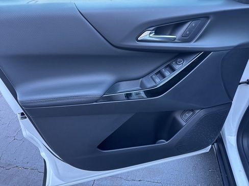 New 2026 Chevrolet Equinox LT image 7