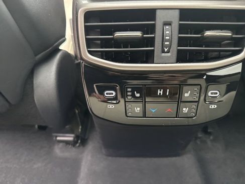 Certified 2025 Lexus RX 350 350h Luxury image 35