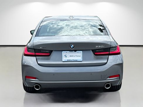New 2026 BMW 330i xDrive Sedan w/ Premium Package AWD/4WD image 4