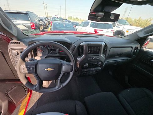 Used 2023 Chevrolet Silverado 1500 Custom AWD/4WD image 5