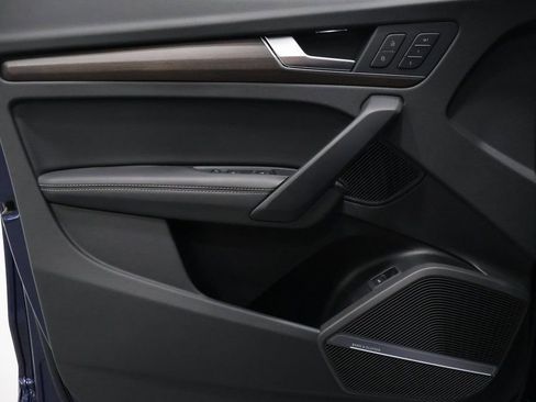 Used 2024 Audi Q5 2.0T Premium Plus w/ Premium Plus Package image 12