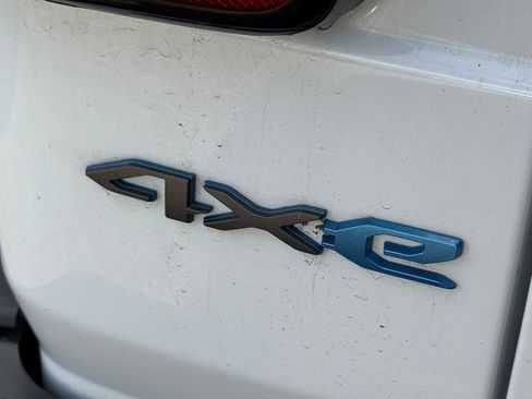 Used 2023 Jeep Wrangler Unlimited image 9