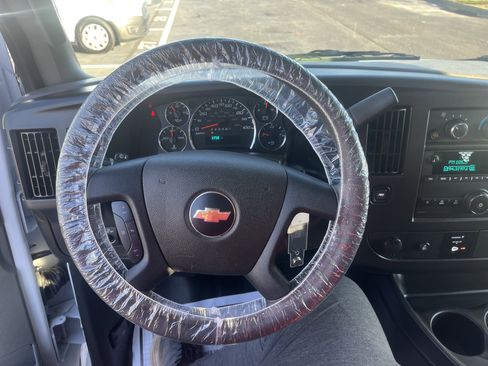 Used 2024 Chevrolet Express 2500 w/ Driver Convenience Package image 14