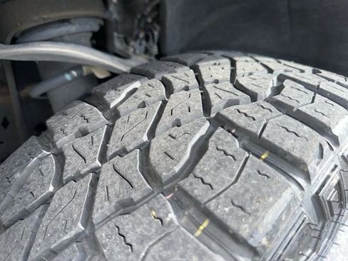 Used 2024 Chevrolet Silverado 1500 LT Trail Boss w/ Convenience Package II image 23