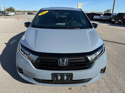 Used 2023 Honda Odyssey Sport image 9