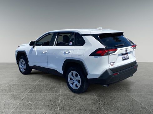 Used 2025 Toyota RAV4 LE FWD image 3
