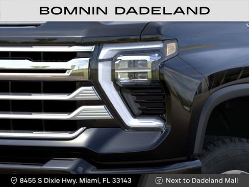 New 2026 Chevrolet Silverado 2500 High Country w/ High Country Premium Package AWD/4WD image 10
