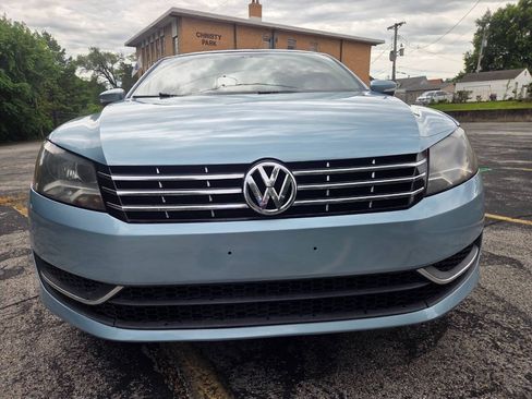 Used 2013 Volkswagen Passat TDI SE FWD image 8